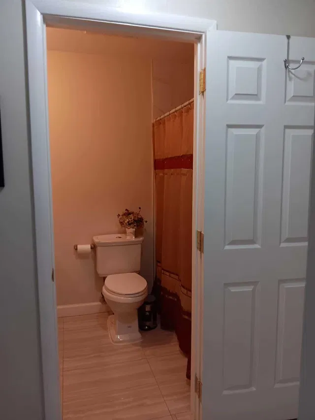 Unit A photo 29