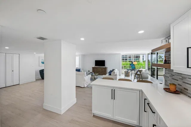 Residence photo 15