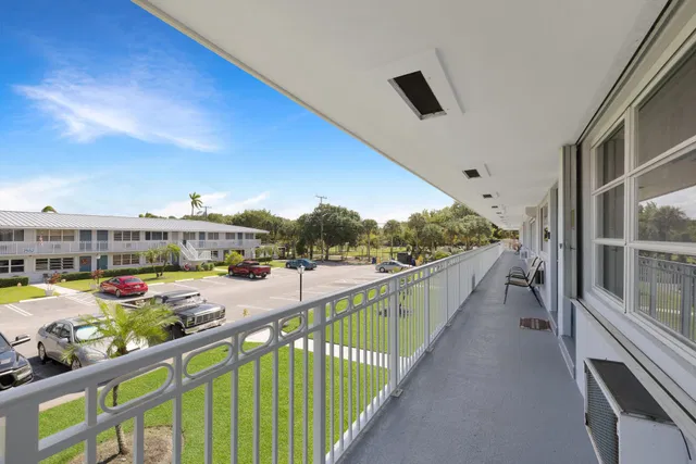  Residence photo 11