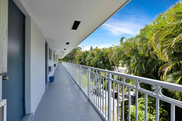  Residence photo 12