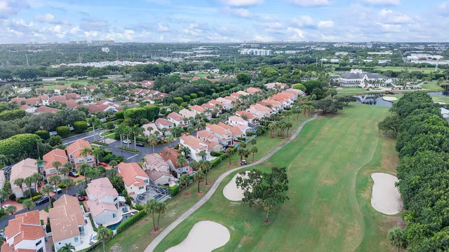  Residence photo 18