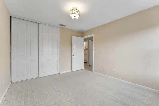  Residence photo 54