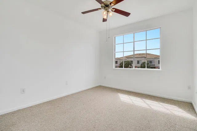 Residence photo 7