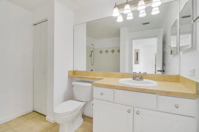 Residence photo 9