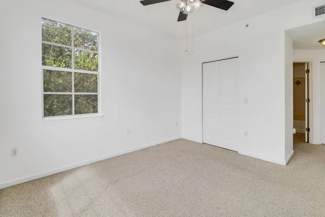 Residence photo 13