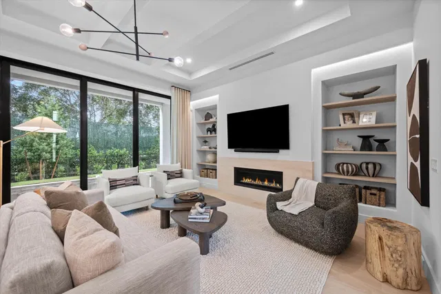 Residence photo 12