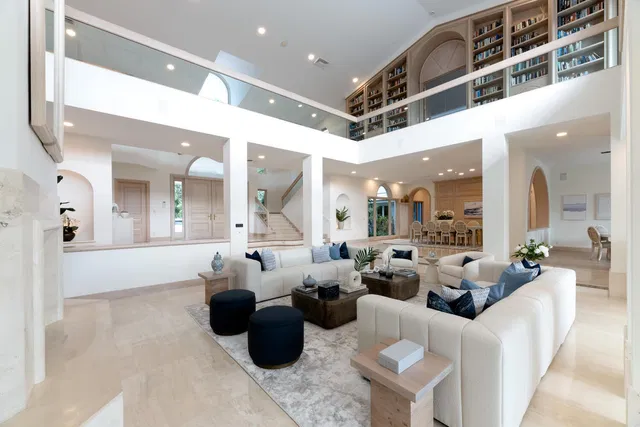 Residence photo 6
