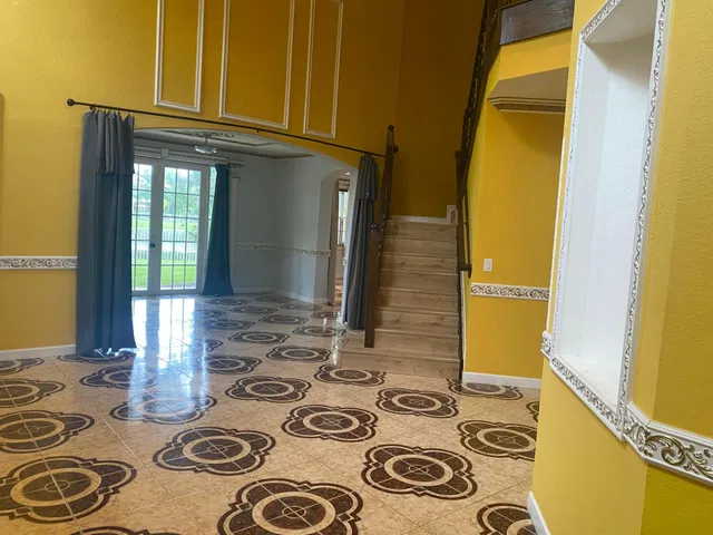  Residence photo 26
