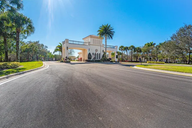  Residence photo 53