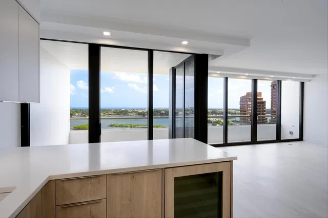 The Plaza of The Palm Beaches Unit 14c photo 12