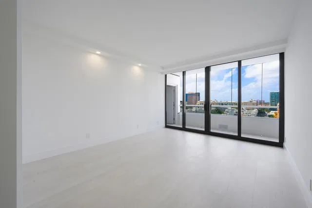 The Plaza of The Palm Beaches Unit 14c photo 17