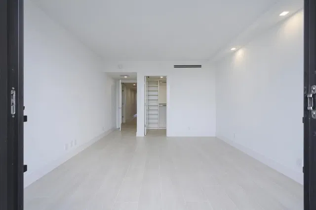 The Plaza of The Palm Beaches Unit 14c photo 18