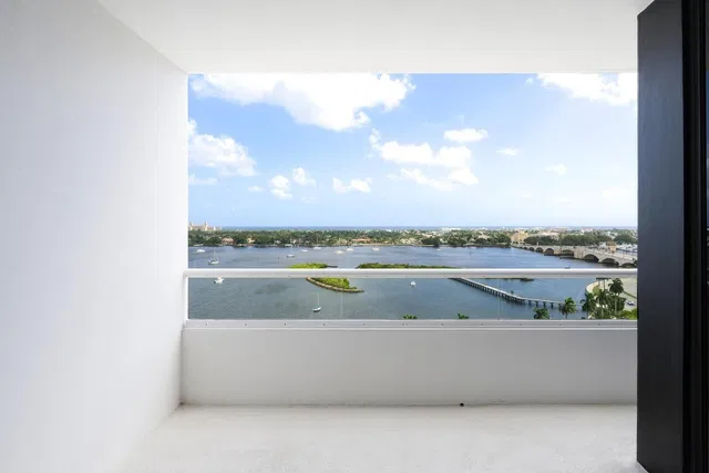 The Plaza of The Palm Beaches Unit 14c photo 23