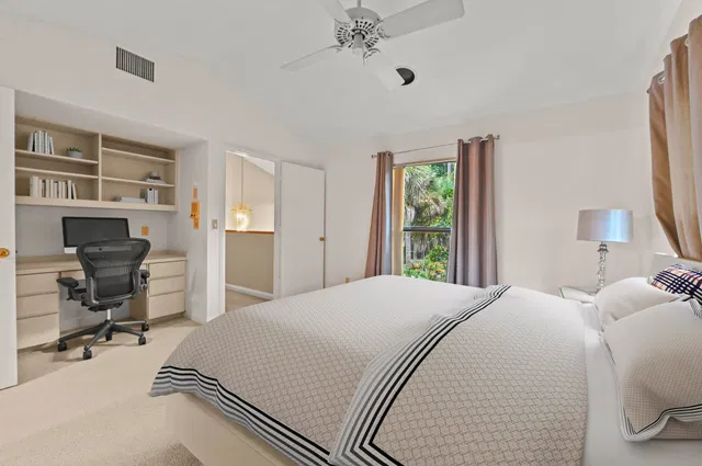 Residence photo 37
