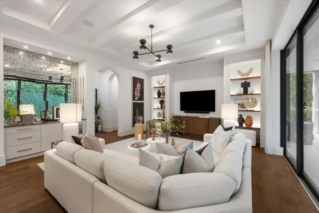 Residence photo 14