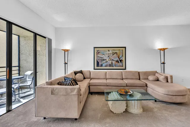 Unit 204 photo 23