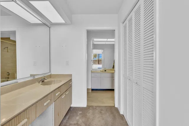 Unit 204 photo 28