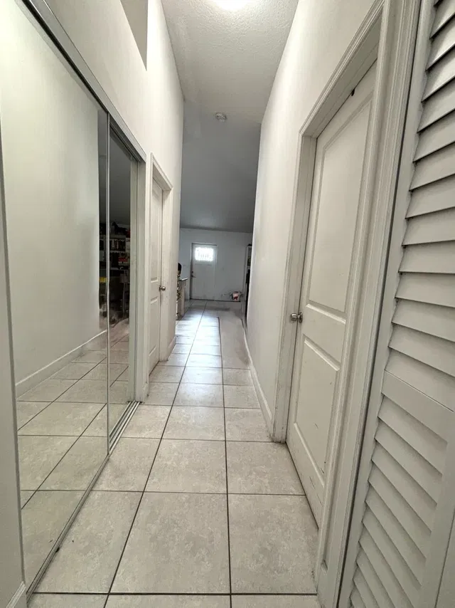  Residence photo 7