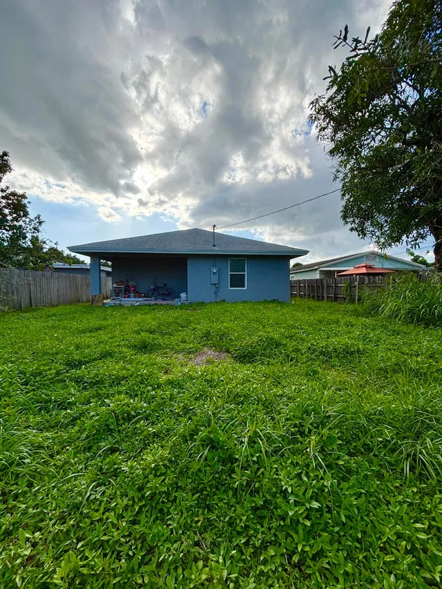  Residence photo 18