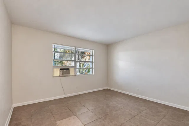 Unit 1-5 photo 24
