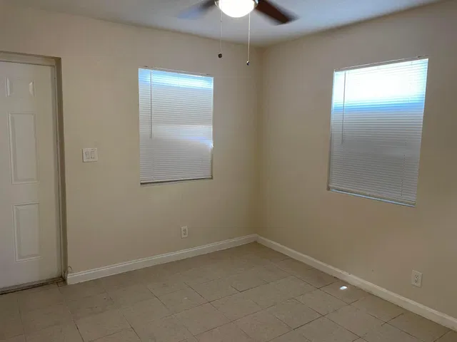 Unit 1-5 photo 36