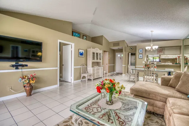 PGA National Palm Beach Gardens Residence photo 4