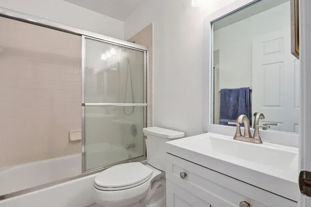 Unit 102 photo 22