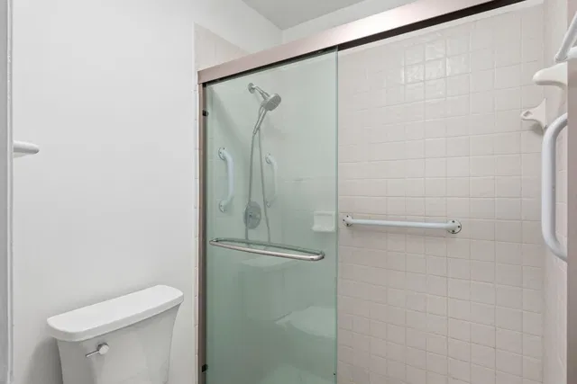 Unit 102 photo 24