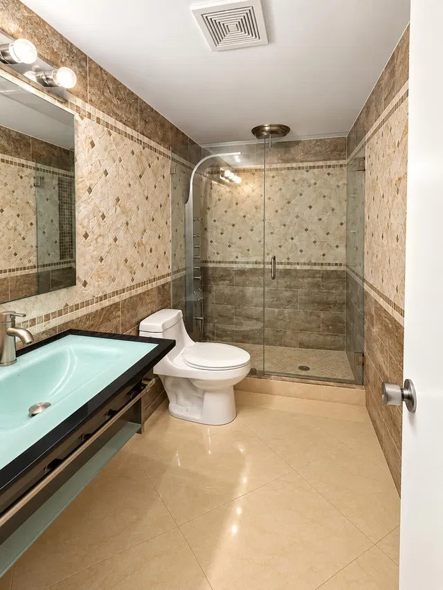 Unit 407 photo 14