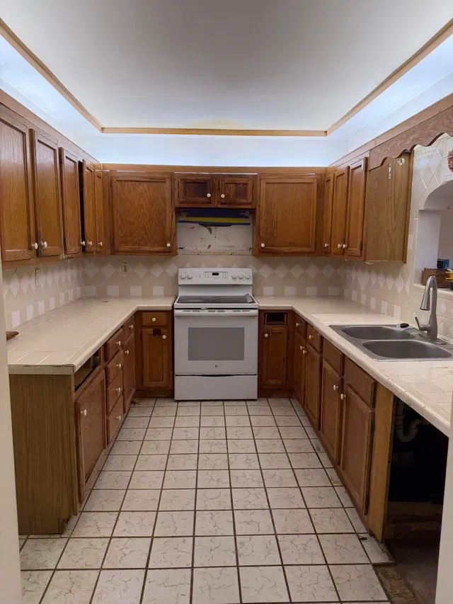 Residence photo 3
