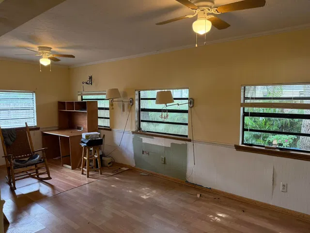 Residence photo 5