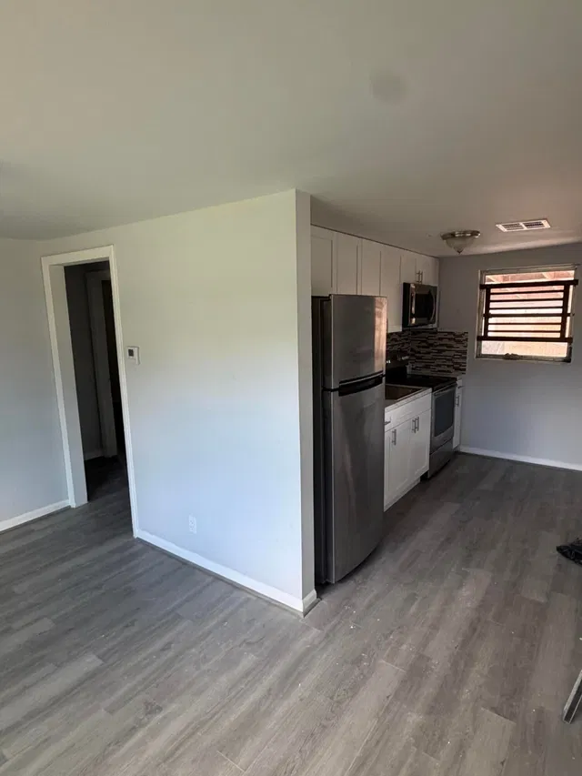  Residence photo 6