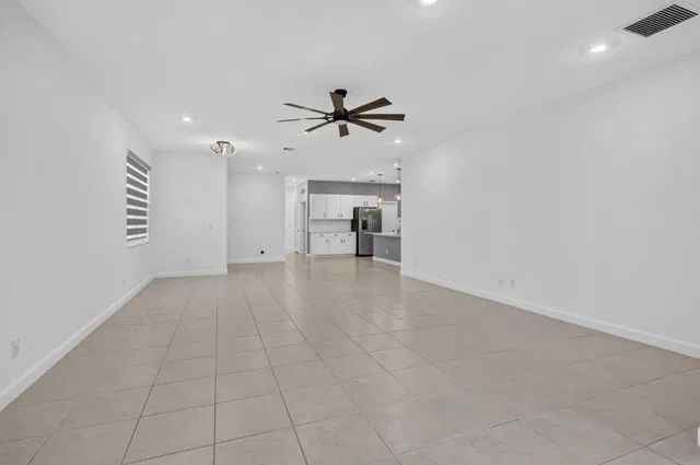 Residence photo 19