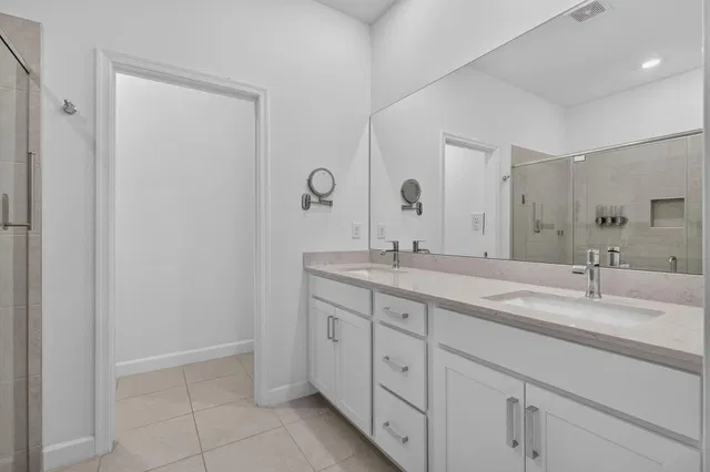 Residence photo 26