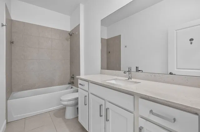 Residence photo 32