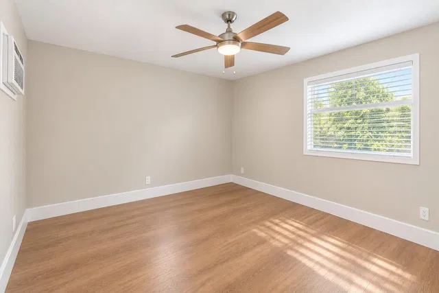 West Palm Beach Residence photo 20