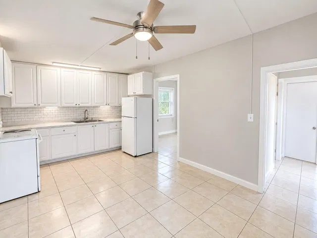 West Palm Beach Residence photo 22