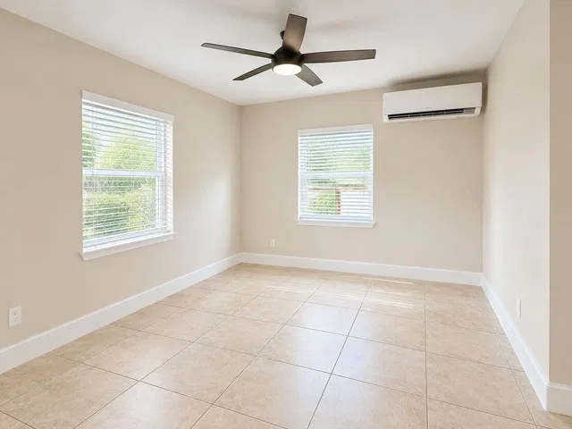 West Palm Beach Residence photo 23
