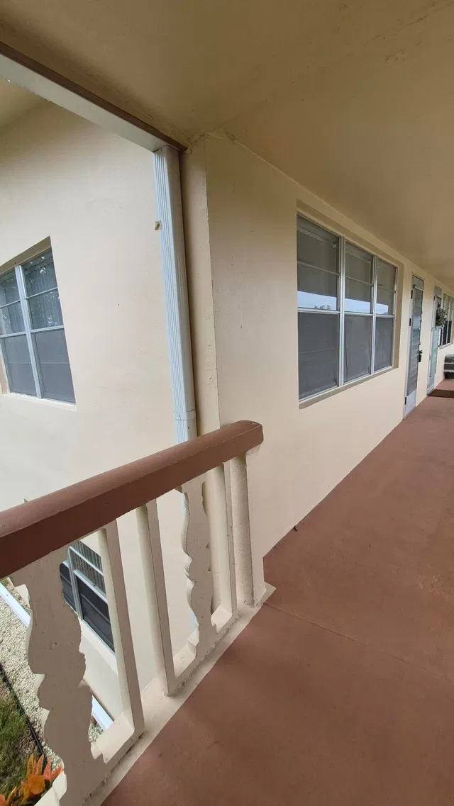Residence photo 2