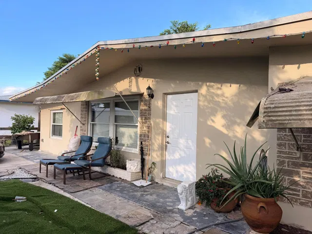 Residence photo 4