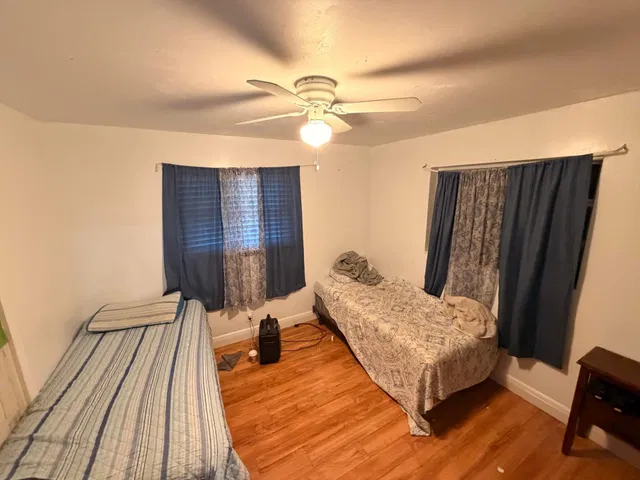 Residence photo 16