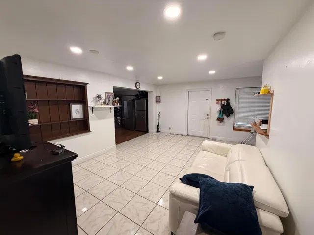 Residence photo 22