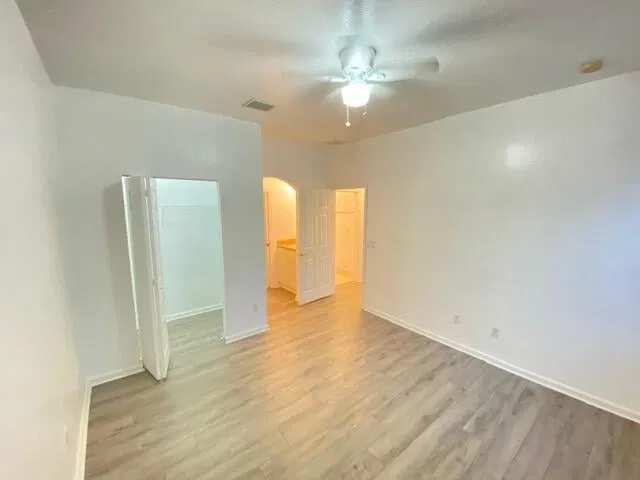  Unit 2201 photo 5