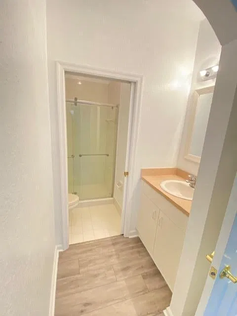  Unit 2201 photo 6