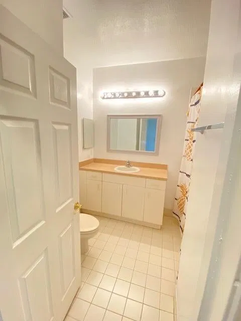  Unit 2201 photo 7