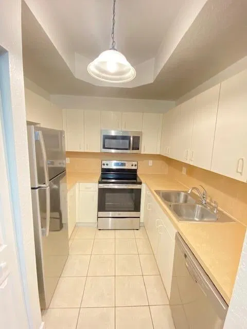  Unit 2201 photo 11