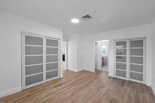 Residence photo 9