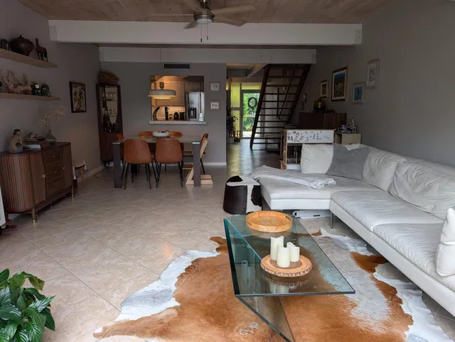  Unit 603 photo 10