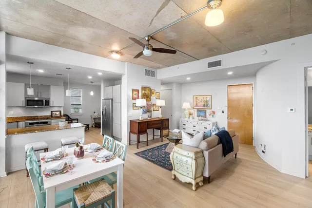 The Meridian Unit 310 photo 4