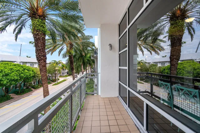 The Meridian Unit 310 photo 24